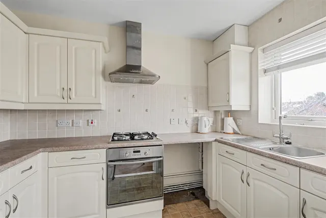 Calverton Close, Toton, NG9, photo 3