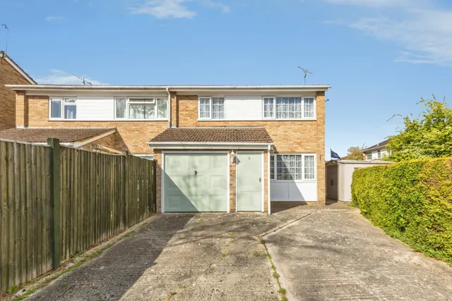 Launceston Avenue, Reading, RG4, photo 1