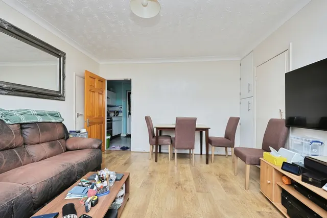 Photo 2 — Bixley Close, NORWICH, Norfolk, NR5