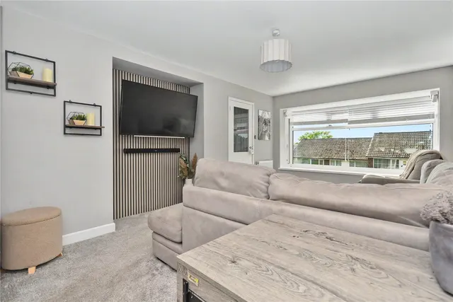 Ramshead Crescent, Leeds, LS14, photo 1