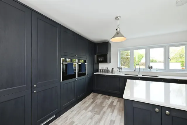 Elms Road, Ware, SG12, photo 3