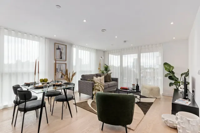 Escapade Place, London, E14, photo 1