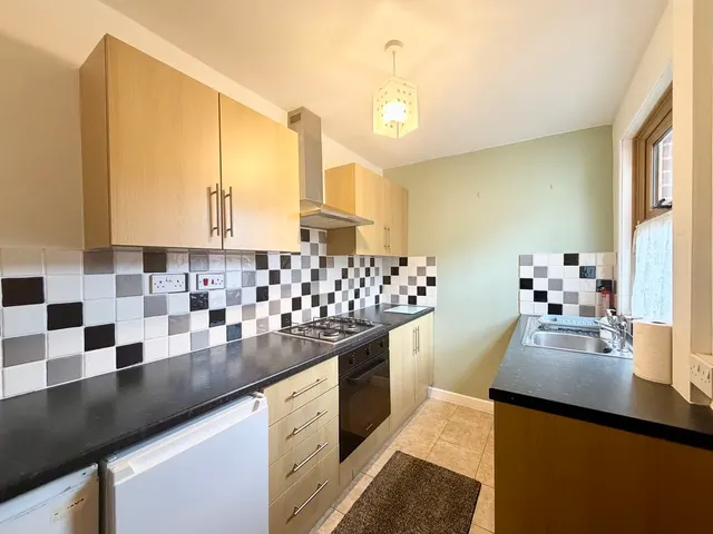 For SaleHarrison Road, Adlington, photo 2
