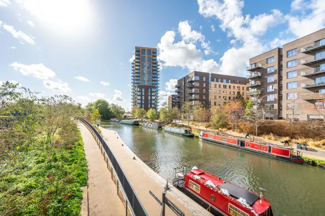 Greenford, UB6, photo 3