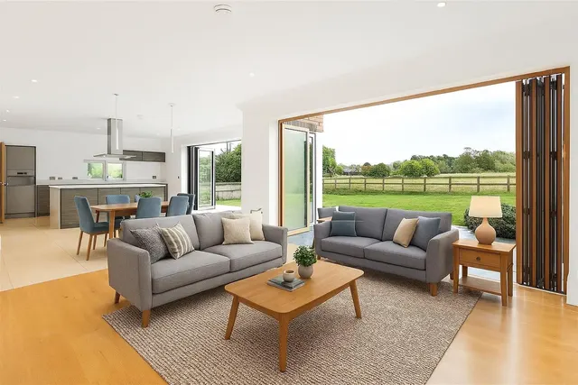 Photo 3 — College View, Epsom, KT17 4DW