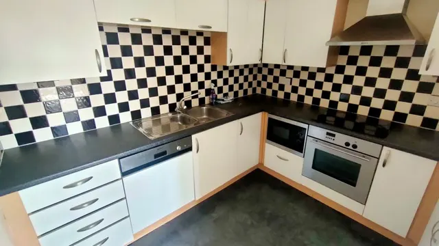 Photo 2 — Caxton Place, Wrexham, Clwyd, LL11