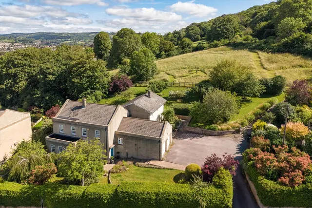 Bathwick Hill, Bath, BA2, photo 1