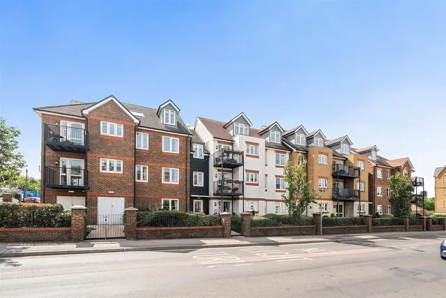 Canterbury Road, Sittingbourne, ME10, photo 1