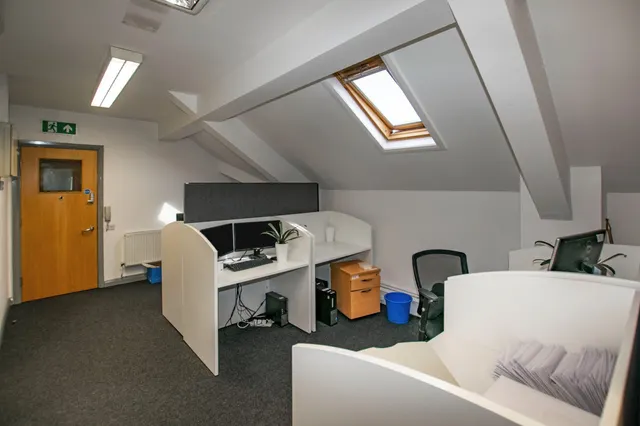 Lloyd Street, Altrincham, WA14, photo 3