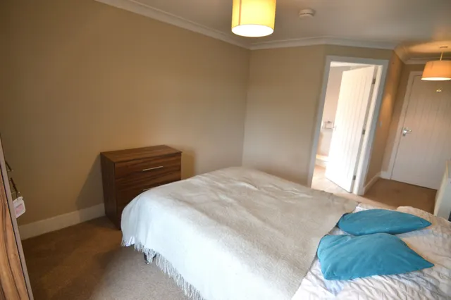 Photo 3 — Chantry Lane, Grimsby, North East Lincolnshire, DN31 2LJ