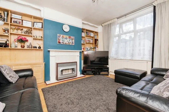 Photo 3 — Chester Park Road, Bristol, BS16