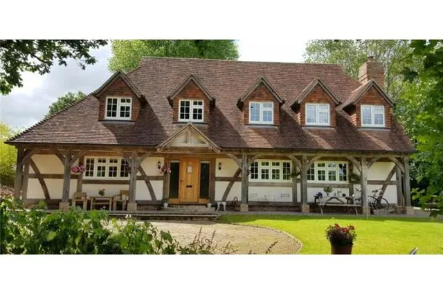 Broad Street, Cuckfield, RH17, photo 1