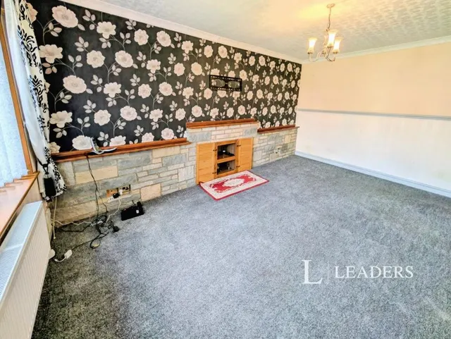 Wheatfield Way, Sutton-in-Ashfield, NG17, photo 3