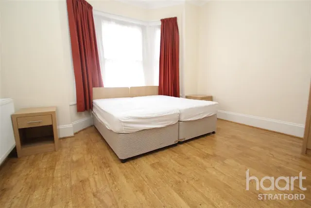 Earlham Grove, Forest Gate, E7, photo 1