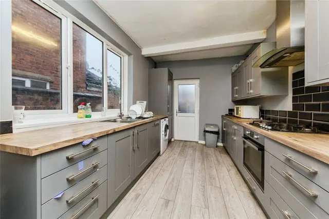 Westminster Street, Crewe, CW2, photo 2