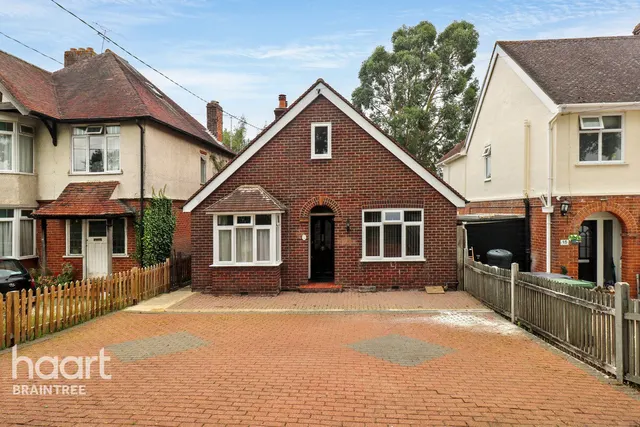 Julien Court Road, Braintree, CM7, photo 1