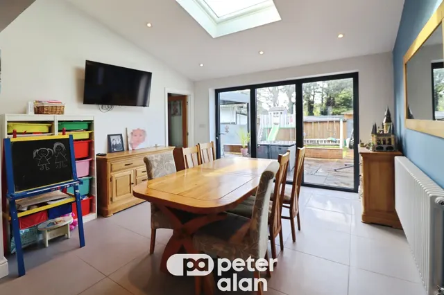 Angle Place, Cardiff, CF14, photo 3