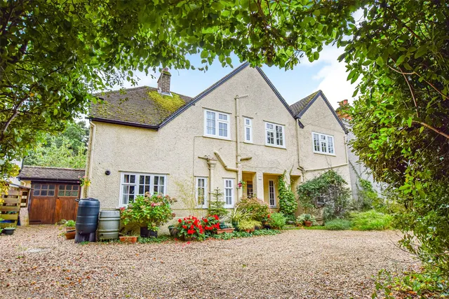 Kings Road, Fleet, Hampshire, GU51 3AP, photo 1