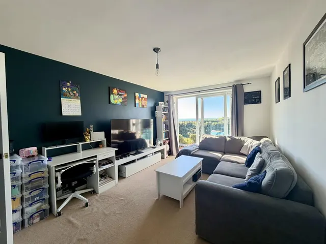 Claremont Road, Seaford, photo 2
