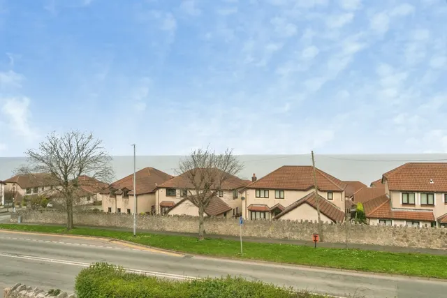 Abergele Road, Old Colwyn, LL29, photo 2