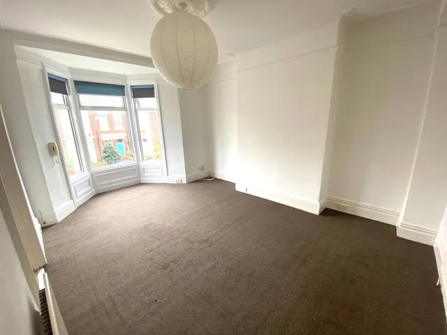 Park Parade, Whitley Bay, NE26, photo 3