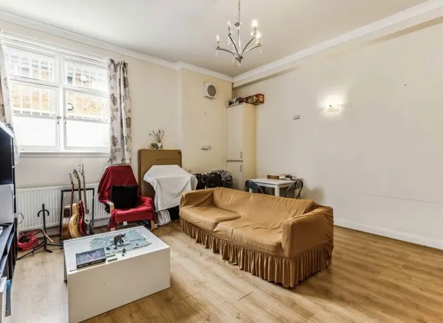 Photo 2 — Brighton Terrace, Brixton, SW9