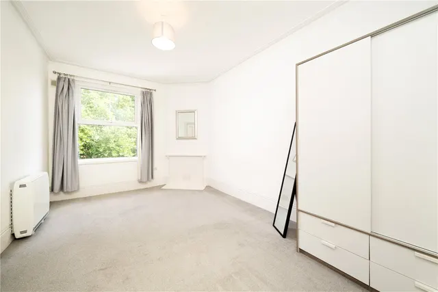 Photo 2 — Spencer Road, London, W4
