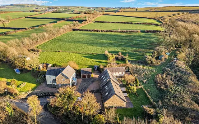 Photo 2 — Broadlay, Ferryside, Carmarthenshire, SA17 5UB