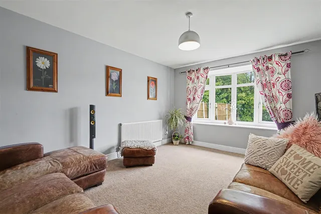 Briar Avenue, Sandiacre, NG10, photo 2