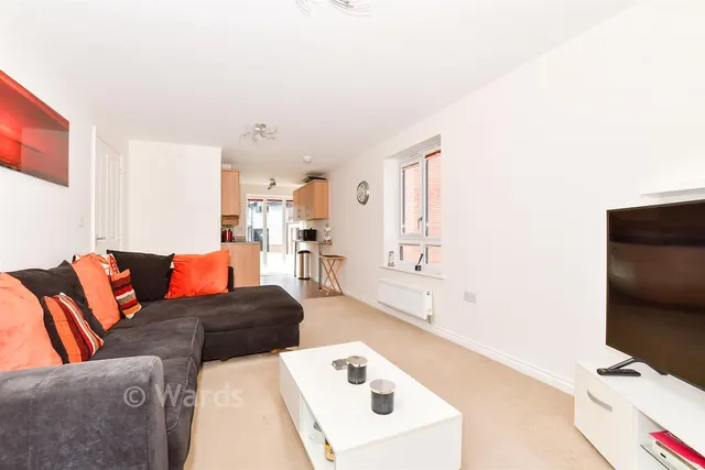 Hawley Drive, Leybourne, ME19, photo 3