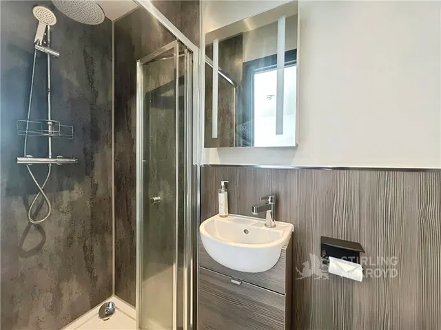 Weston Road, Guildford, GU2, photo 2
