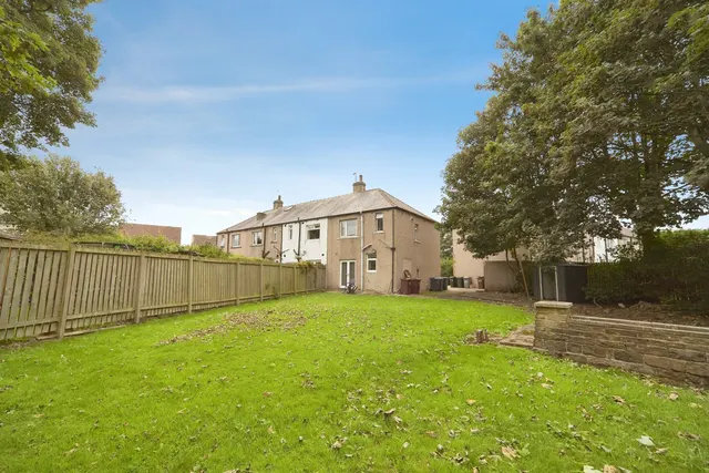 Photo 3 — Manor Terrace, Bradford