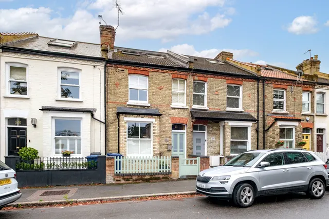 Hamilton Road, London, N2, photo 1