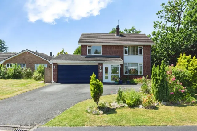 White House Way, Solihull, photo 1