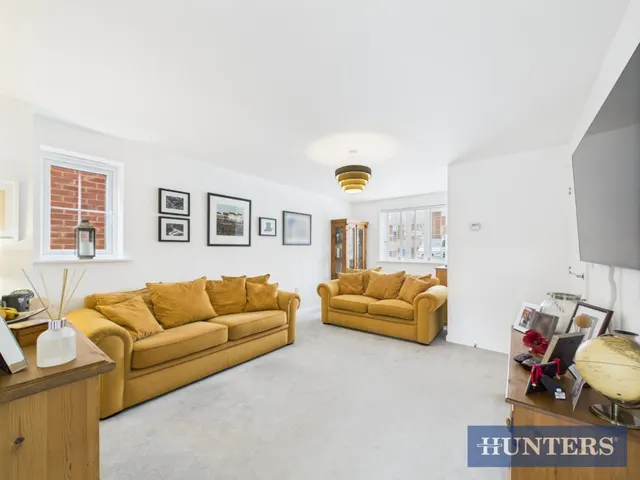 Wren Close, Beverley, HU17, photo 3