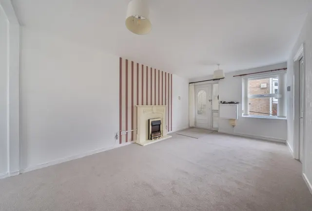 Photo 2 — Hatherley Road, Cheltenham, GL51 6EQ