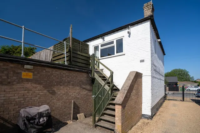 2 bedroom flat, High Street, Milton, CB24