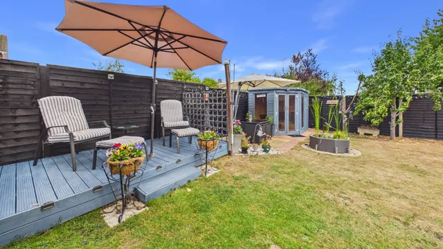 Photo 3 — Fir Avenue, Bourne, PE10