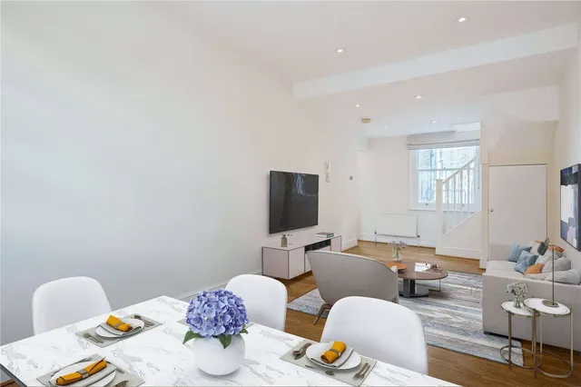 Photo 3 — Shillingford Street, London, N1 2DP