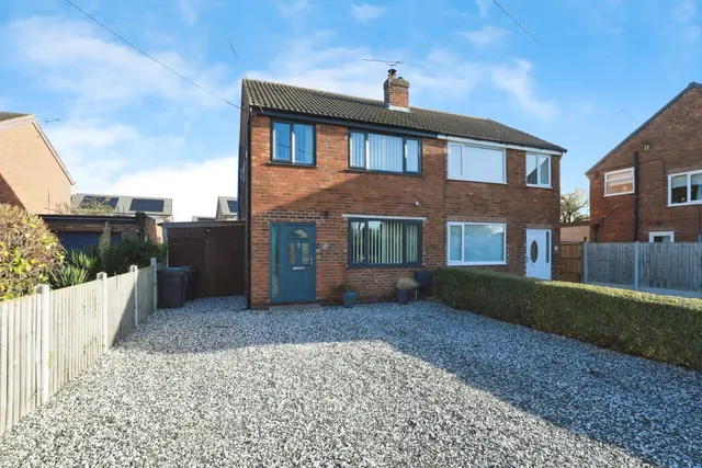 Broughton Road, Crewe, photo 1