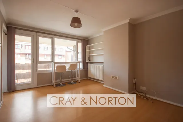 Photo 2 — Outram Road, East Croydon, CR0 6XE