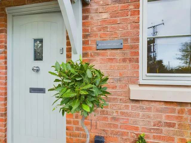 Blakemere Lane, Norley, Frodsham, Cheshire, WA6 6NR, photo 1
