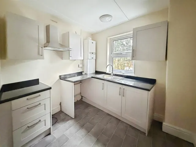 Station Road, Desborough, photo 3