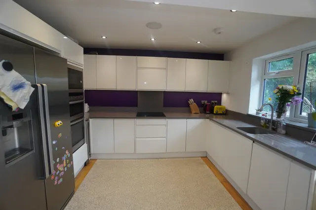 Nicholas Gardens, High Wycombe, HP13, photo 3