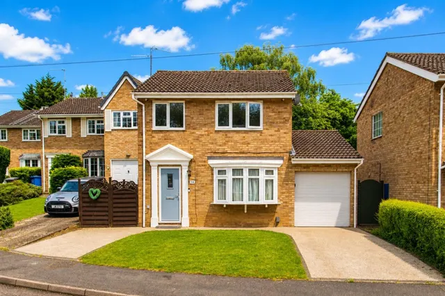 Thames Rise, Kettering, photo 1