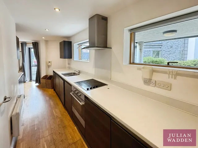 Barlow Moor Road, Chorlton, M21, photo 2