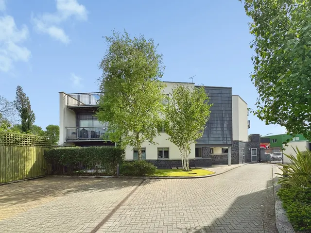 Barlow Moor Road, Chorlton, M21, photo 1