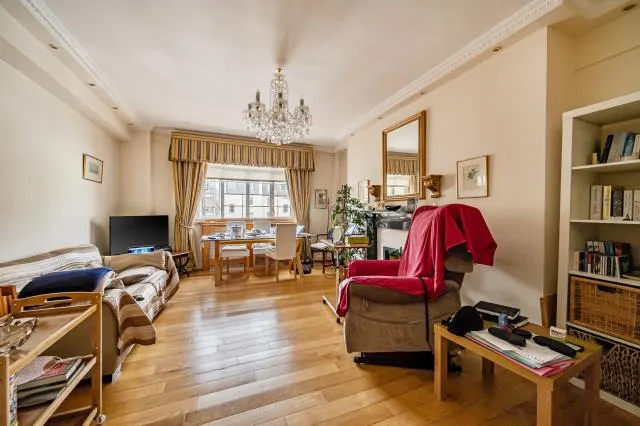 St. James Close, St Johns Wood, NW8, photo 2