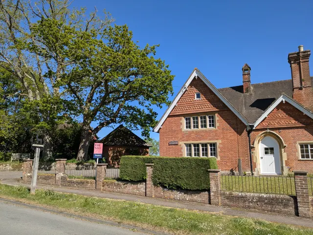 School Hill, Warnham, RH12, photo 1