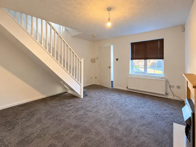 Blackthorn Drive, Nottingham, NG6, photo 3